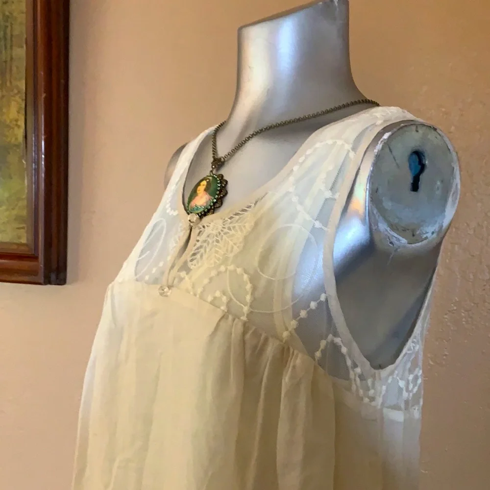 Vintage Kimchi Blue Ivory Gauze Boho Dress.  Sz M